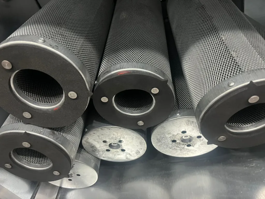 ნახშირის ფილტრი (AC-G-H-8-AC-305-610-600)